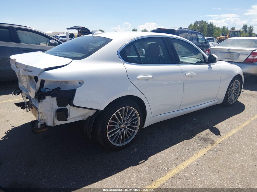 2018 Alfa romeo Giulia VIN ZARFAEEN4J7563432 IAAI salvage auction — REAR END, Salvage (Colorado), sold $4,550 on 2026-10-06 (photo 4)