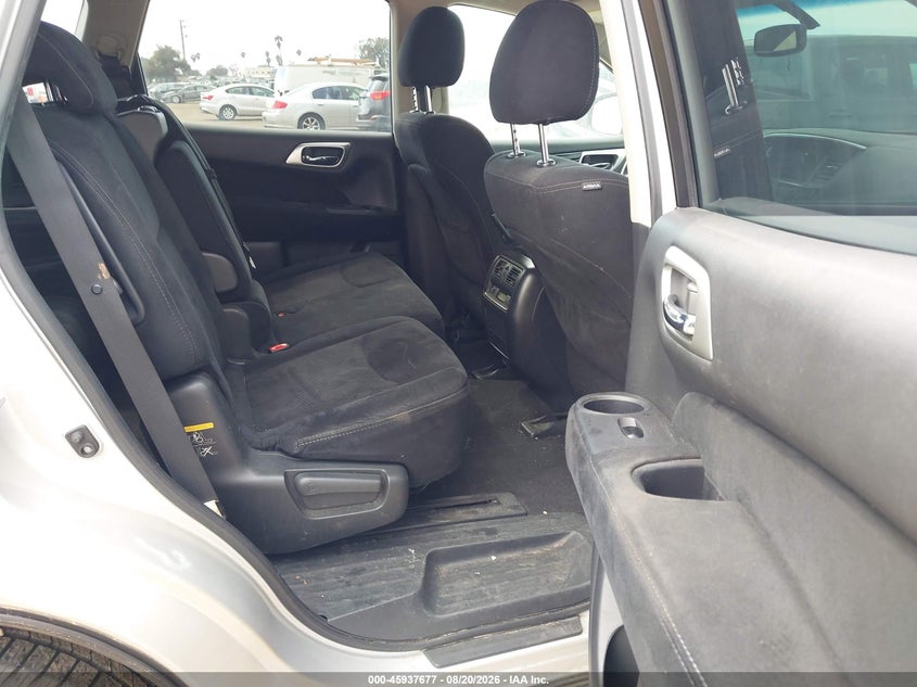 2015 Nissan Pathfinder VIN 5N1AR2MM8FC647591 IAAI salvage auction — NORMAL WEAR, Clear - Dealer Only (California), sold $525 on 2026-09-29 (photo 8)