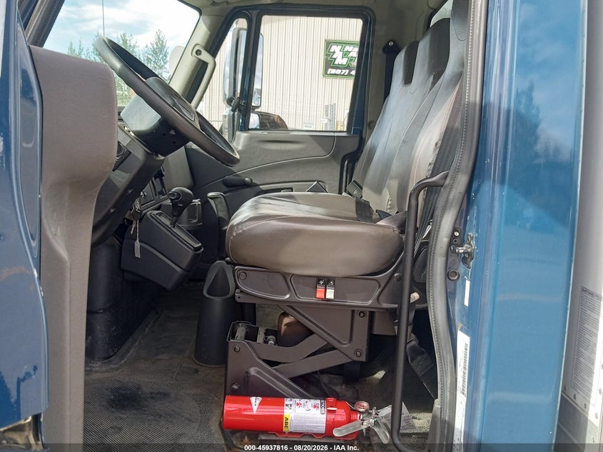 2015 International 4000 series VIN 1HTJTSKM7FH689975 IAAI salvage auction — NORMAL WEAR, Sf97 (Alaska), sold $21,350 on 2026-09-08 (photo 4)