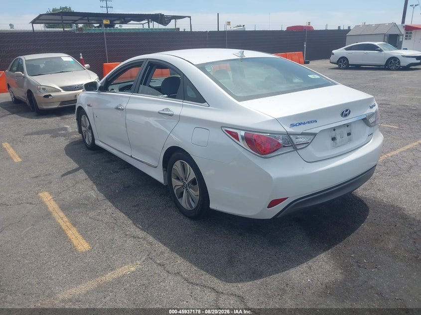 2013 Hyundai VIN KMHEC4A47DA101263 IAAI salvage auction — FRONT END, Wait Title, sold $1,450 on 2026-08-28 (photo 3)