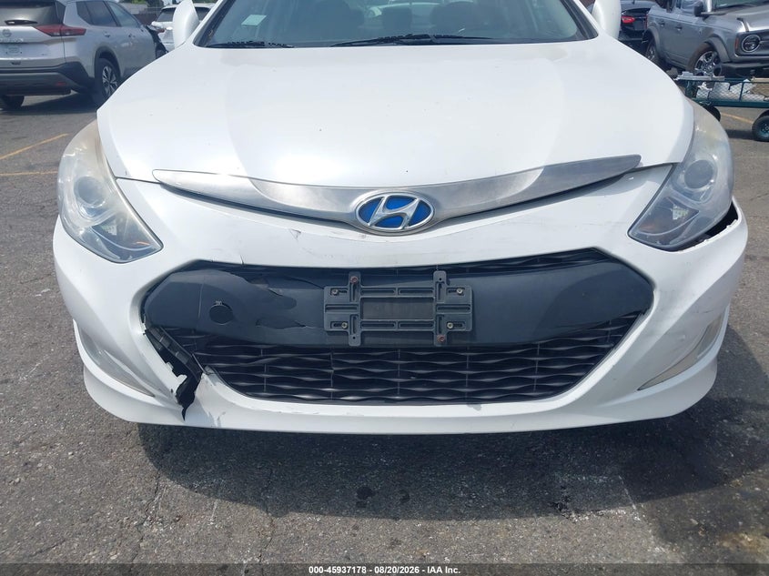 2013 Hyundai VIN KMHEC4A47DA101263 IAAI salvage auction — FRONT END, Wait Title, sold $1,450 on 2026-08-28 (photo 6)