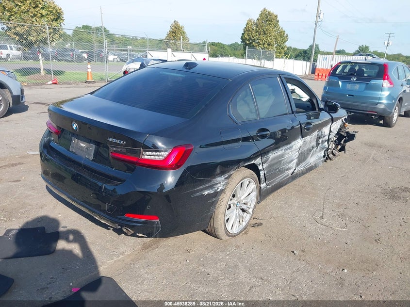 2023 BMW 3er VIN 3MW89FF05P8C82314 IAAI salvage auction — RIGHT SIDE, Salvage (Virginia), sold $9,000 on 2026-09-29 (photo 4)