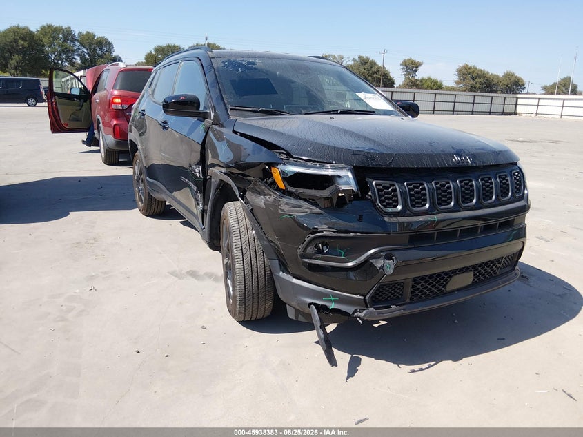 2025 Jeep Compass VIN 3C4NJDBN5ST617662 — IAAI salvage auction photo