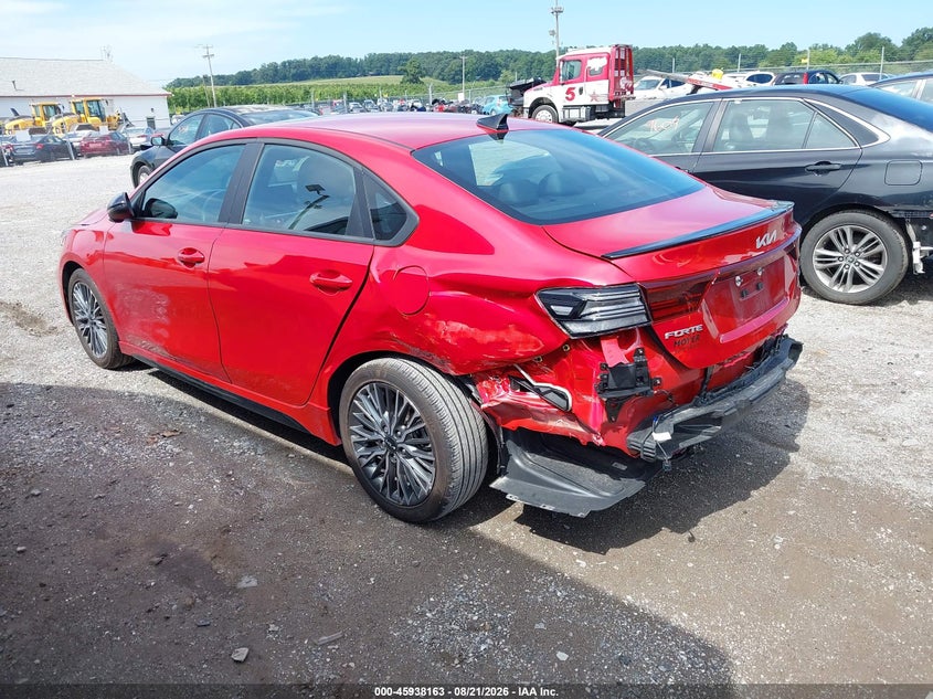 2024 Kia Forte VIN 3KPF54AD6RE828952 IAAI salvage auction — REAR END, Wait Title, sold $7,600 on 2026-09-02 (photo 3)