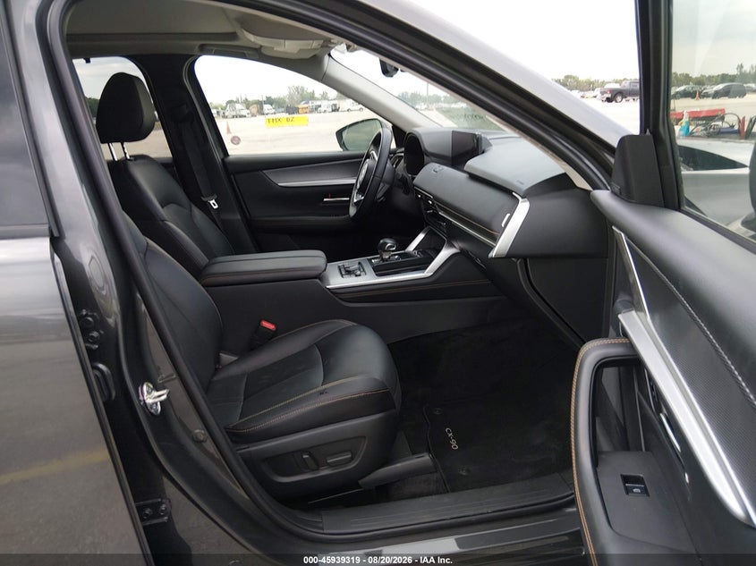 2026 Mazda Cx-90 VIN JM3KKCHD6T1357569 IAAI salvage auction — ENGINE DAMAGE, Wait Title, sold $22,700 on 2026-09-02 (photo 5)