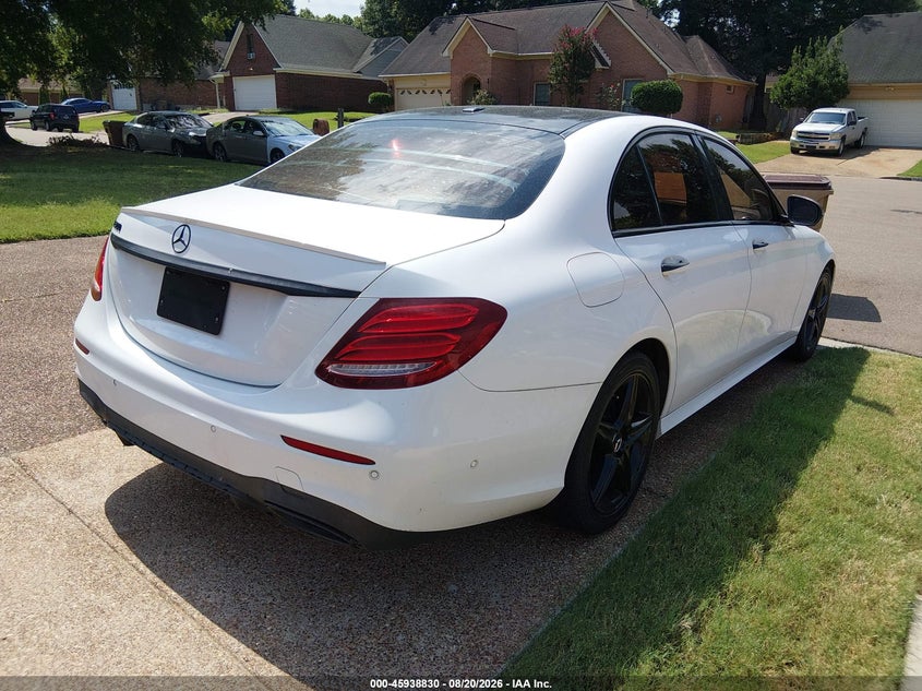 2017 Mercedes-benz E-klasse VIN WDDZF4JB8HA161401 IAAI salvage auction — SIDE, Clear (Mississippi), sold $9,300 on 2026-09-01 (photo 4)