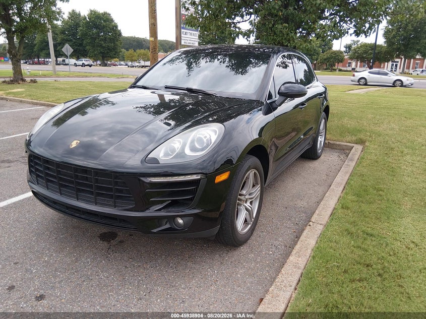 2016 Porsche Macan VIN WP1AB2A55GLB56322 IAAI salvage auction — REAR END, Clear (Tennessee), sold $8,900 on 2026-08-25 (photo 2)