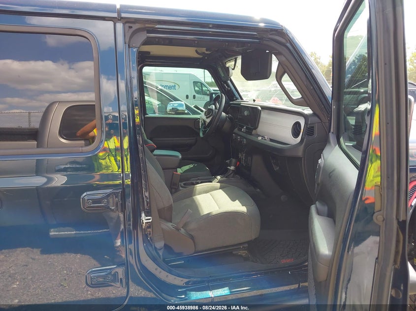 2025 Jeep Gladiator VIN 1C6PJTAG7SL513280 IAAI salvage auction — FRONT END, Salvage Title, sold $9,800 on 2026-09-24 (photo 5)