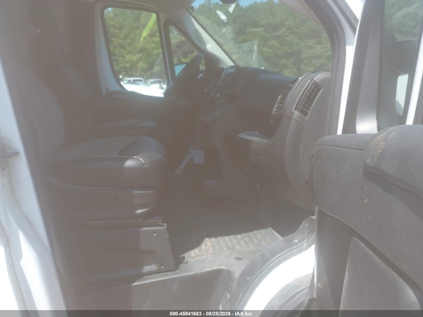 2023 Ram Promaster city VIN 3C6LRVDG0PE563758 IAAI salvage auction — NORMAL WEAR, Enterprise Vehicles Clear Only (Alabama), sold $19,750 on 2026-09-02 (photo 5)