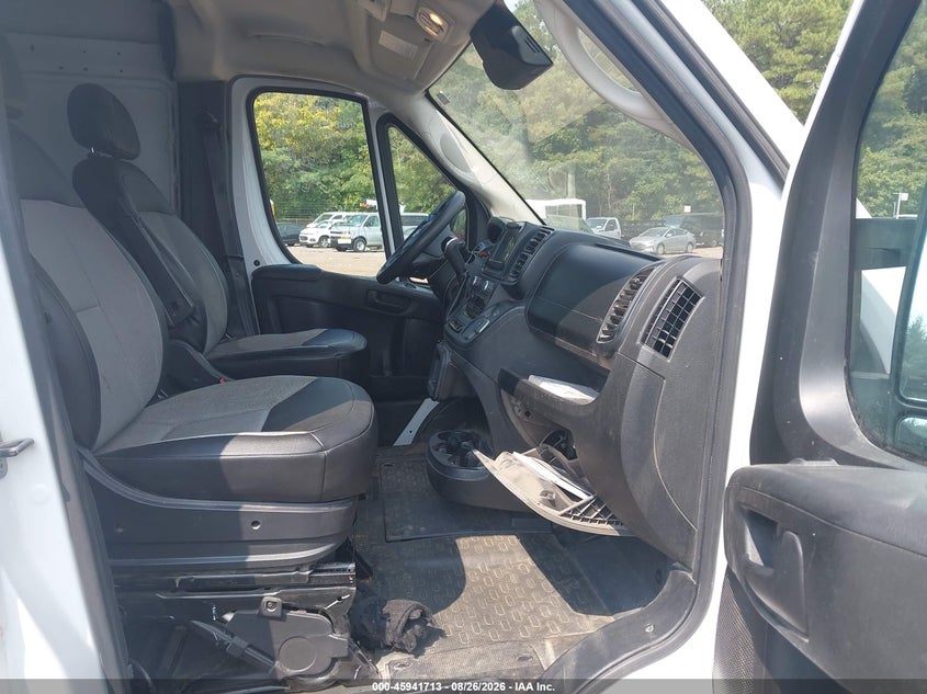 2023 Ram Promaster city VIN 3C6LRVDG9PE598430 IAAI salvage auction — SIDE, Salvage Title, sold $8,200 on 2026-08-29 (photo 5)