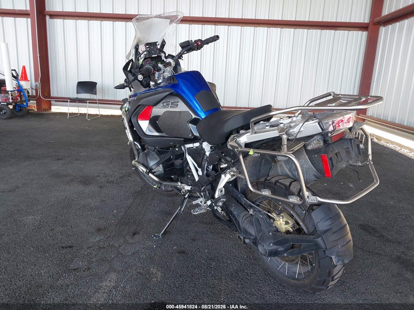 2024 BMW R 1250 VIN WB10M130XR6K03734 IAAI salvage auction — ALL OVER, Salvage Title, sold $9,350 on 2026-09-15 (photo 3)