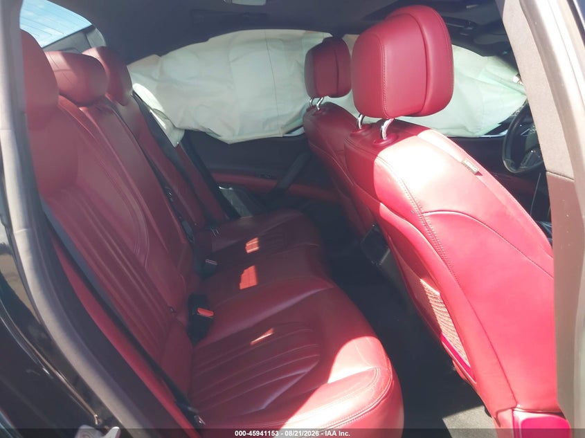 2015 Maserati Ghibli VIN ZAM57RTA4F1157006 IAAI salvage auction — SIDE, Salvage (California), sold $0 on 2026-09-26 (photo 8)