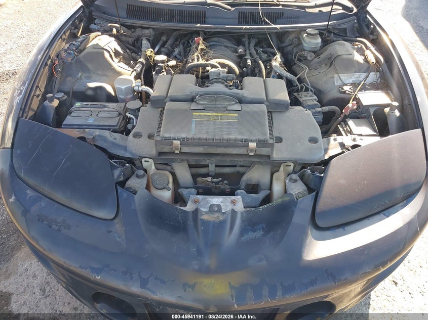 1998 Pontiac Firebird VIN 2G2FV22G4W2215703 IAAI salvage auction — NORMAL WEAR, Clear (Virginia), sold $1,300 on 2026-08-26 (photo 6)