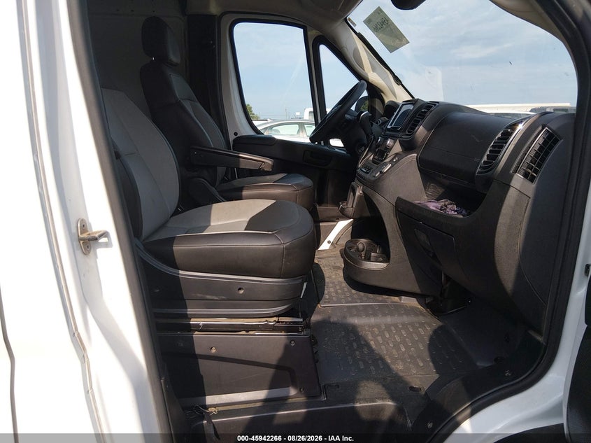2025 Ram Promaster city VIN 3C6LRVDG6SE511723 IAAI salvage auction — SIDE, Salvage Title, sold $1,050 on 2026-09-09 (photo 5)