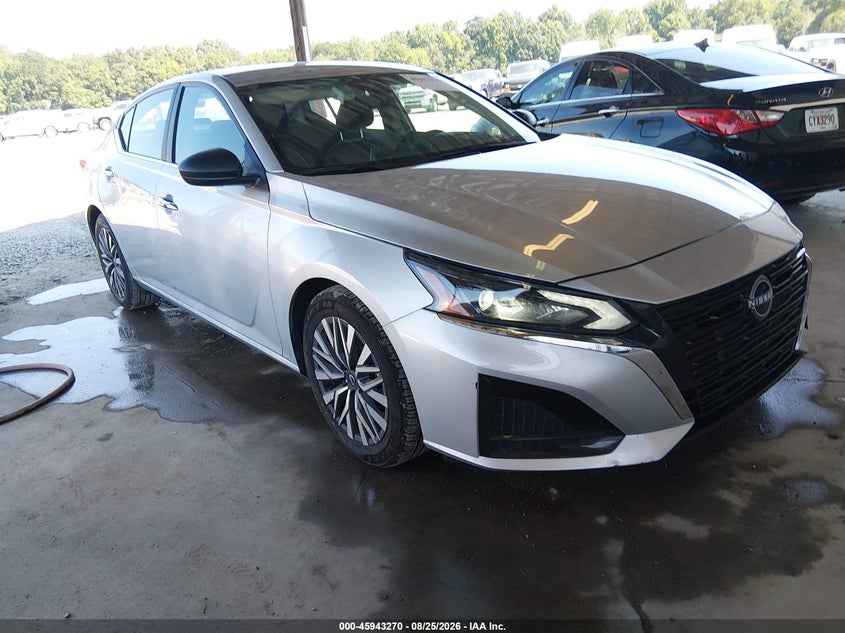2025 Nissan Altima VIN 1N4BL4DV5SN394362 — IAAI salvage auction photo