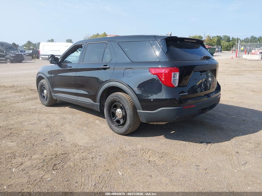 2022 Ford Police interceptor utility VIN 1FM5K8AB5NGA56105 IAAI salvage auction — NORMAL WEAR, Clear (Michigan), sold $14,050 on 2026-08-27 (photo 3)