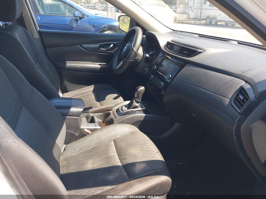 2018 Nissan Rogue VIN KNMAT2MVXJP554068 IAAI salvage auction — TRANSMISSION, Clear (Florida), sold $2,350 on 2026-09-01 (photo 5)