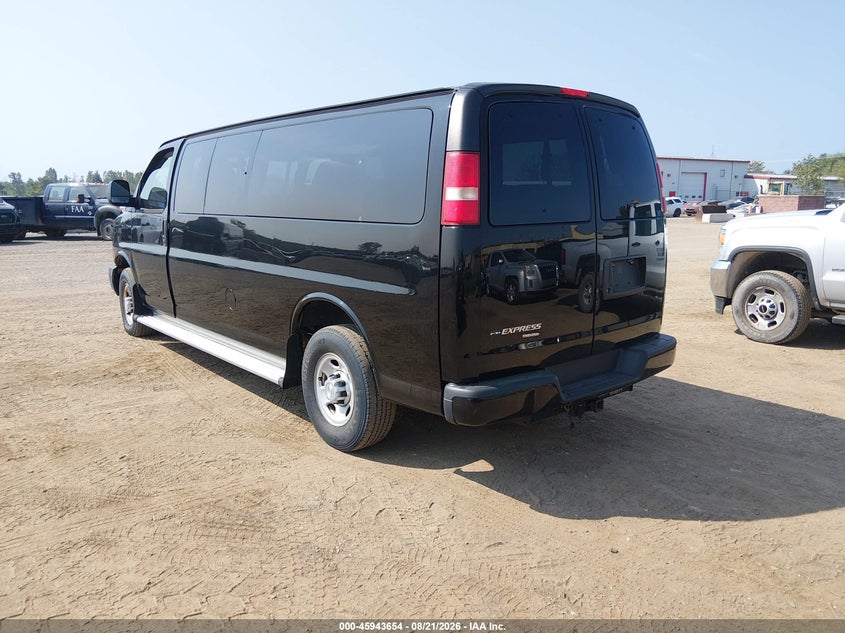 2014 Chevrolet Express 3500 VIN 1GAZGZFG2E1208046 IAAI salvage auction — NORMAL WEAR, Clear (Michigan), sold $8,050 on 2026-08-27 (photo 3)