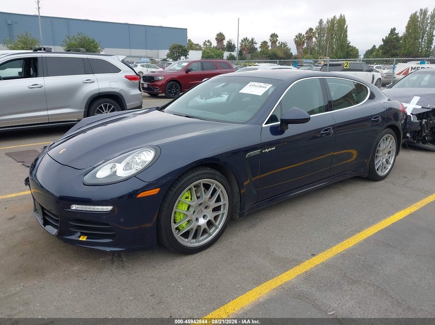 2016 Porsche Panamera VIN WP0AD2A78GL040870 IAAI salvage auction — RIGHT FRONT, Wait Title, sold $25 on 2026-08-31 (photo 2)