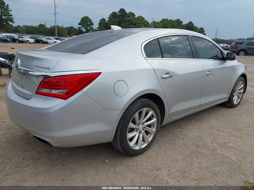 2016 Buick Lacrosse VIN 1G4GA5G37GF177818 IAAI salvage auction — FRONT END, Original (Texas), sold $825 on 2026-09-02 (photo 4)