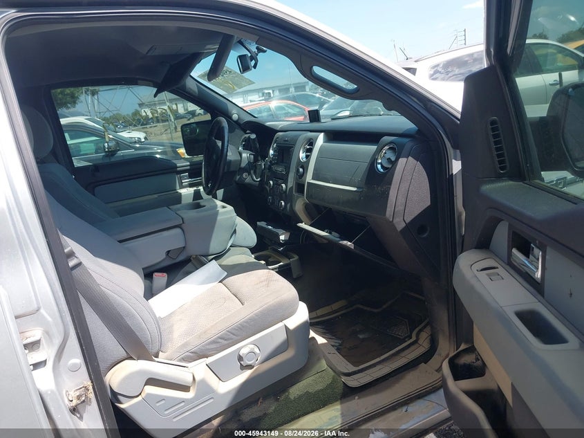 2014 Ford F-150 VIN 1FTFW1ET2EFC88111 IAAI salvage auction — WATER/FLOOD, Salvage (Indiana), sold $375 on 2026-10-12 (photo 5)