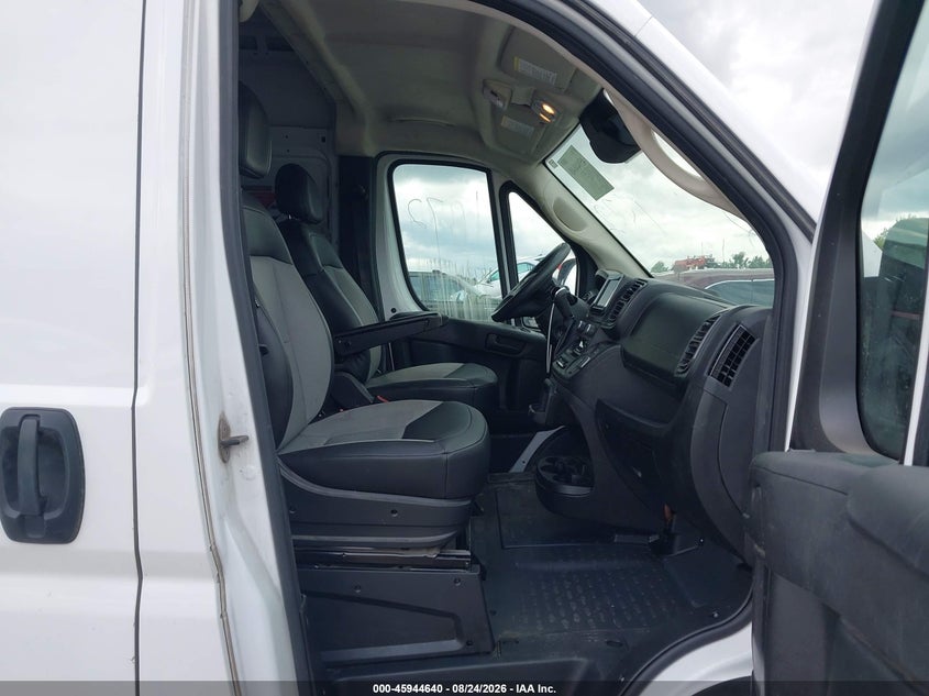 2025 Ram Promaster city VIN 3C6MRVJG0SE509779 IAAI salvage auction — SIDE, Enterprise Vehicles Clear Only (New York), sold $19,600 on 2026-08-30 (photo 5)