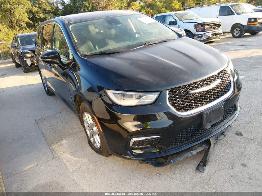 2024 Chrysler Pacifica VIN 2C4RC1BG6RR172972 — IAAI salvage auction photo