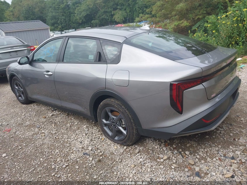 2026 Kia K4 VIN 3KPFT4DE5TE294246 IAAI salvage auction — UNDERCARRIAGE, Salvage Title, sold $5,500 on 2026-10-16 (photo 3)