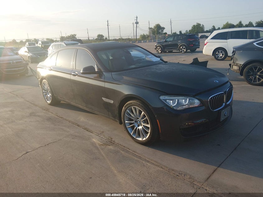 2014 BMW 7er VIN WBAYF8C5XED653231 — IAAI salvage auction photo