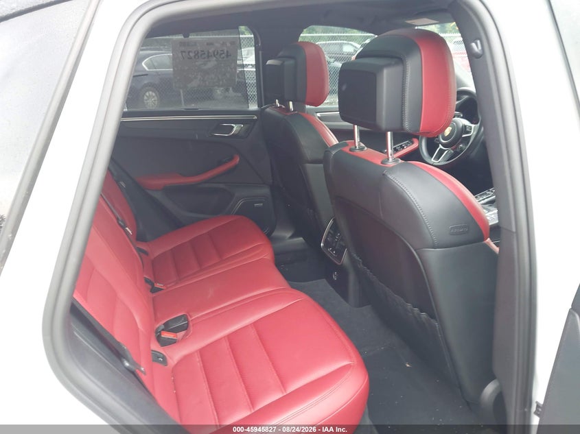 2021 Porsche Macan VIN WP1AG2A5XMLB52506 IAAI salvage auction — FRONT END, Salvage Title, sold $17,100 on 2026-08-30 (photo 8)