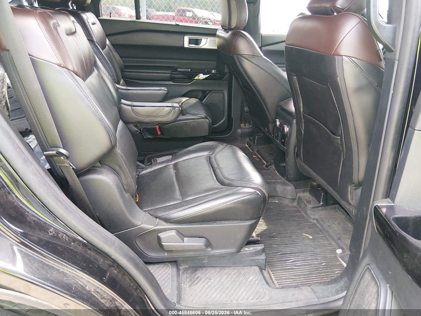 2021 Ford Explorer VIN 1FM5K8HC5MGB76953 IAAI salvage auction — ALL OVER, Salvage Title, sold $6,950 on 2026-10-10 (photo 8)