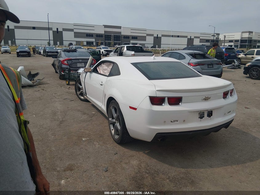 2013 Chevrolet Camaro VIN 2G1FC1E33D9183506 IAAI salvage auction — FRONT END, Wait Title, sold $25 on 2026-10-05 (photo 3)