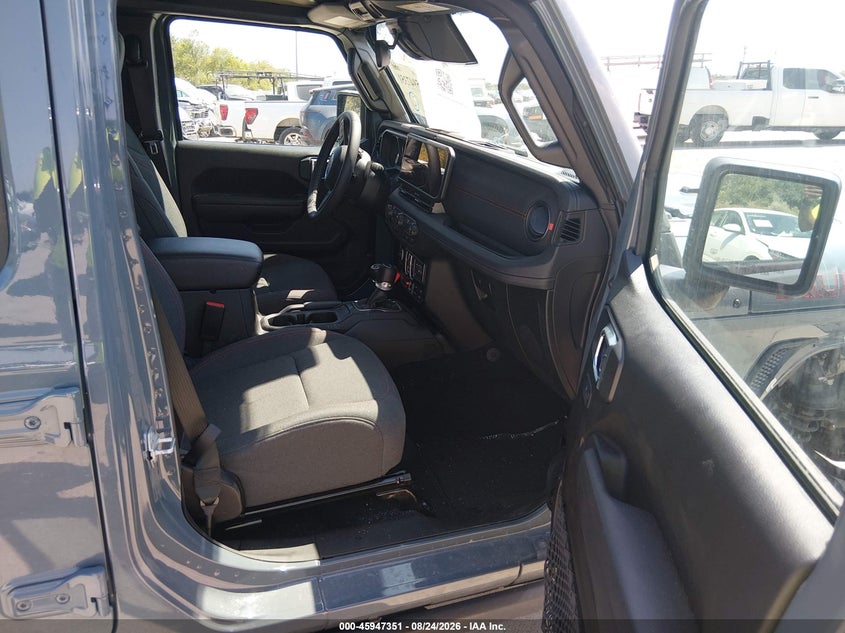 2026 Jeep Gladiator VIN 1C6RJTBG0TL157196 IAAI salvage auction — RIGHT FRONT, Salvage Title, sold $20,200 on 2026-09-08 (photo 5)