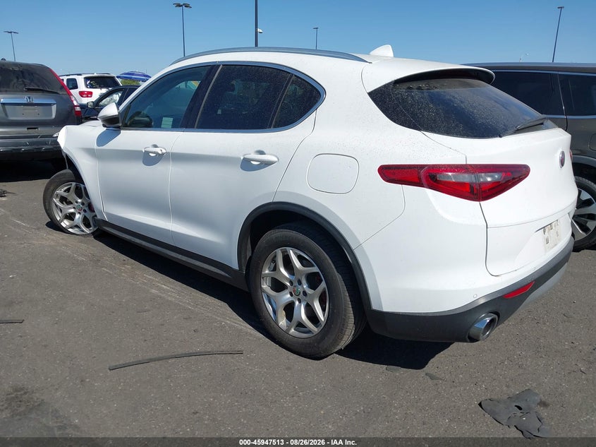 2019 Alfa romeo Stelvio VIN ZASPAJANXK7C49385 IAAI salvage auction — LEFT FRONT, Salvage Certificate (California), sold $950 on 2026-09-04 (photo 3)