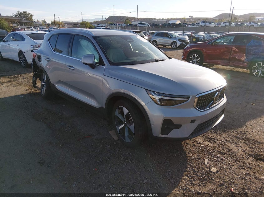 2024 Volvo Xc40 VIN YV4L12UE1R2373073 — IAAI salvage auction photo