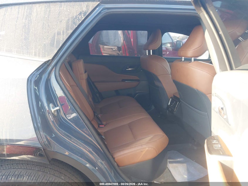 2025 Toyota Crown VIN JTDACAAJ2S3014637 IAAI salvage auction — FRONT END, Wait Title, sold $13,700 on 2026-10-08 (photo 8)