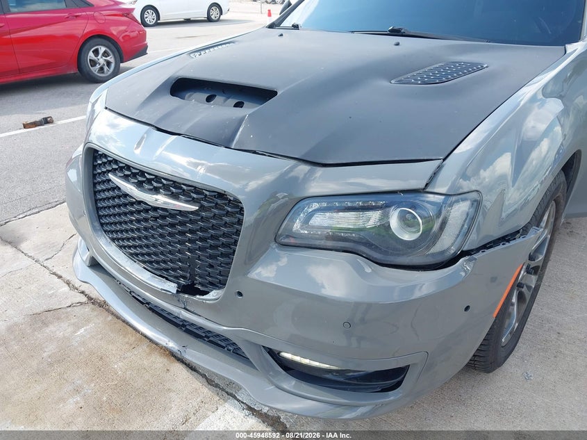 2017 Chrysler 300 VIN 2C3CCAGG4HH653813 IAAI salvage auction — Left Side, Clear, sold $3,550 on 2026-10-16 (photo 6)