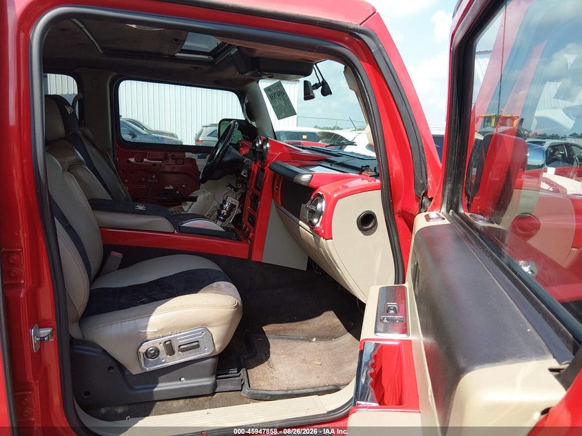 2004 Hummer H2 VIN 5GRGN23U84H116109 IAAI salvage auction — NORMAL WEAR, Repossession Paperwork (South Carolina), sold $4,425 on 2026-09-09 (photo 5)