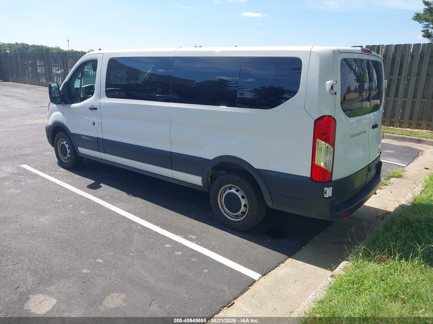 2022 Ford Transit-350 VIN 1FBAX2Y87NKA14516 IAAI salvage auction — NORMAL WEAR, Sf97 (Virginia), sold $19,600 on 2026-09-08 (photo 3)