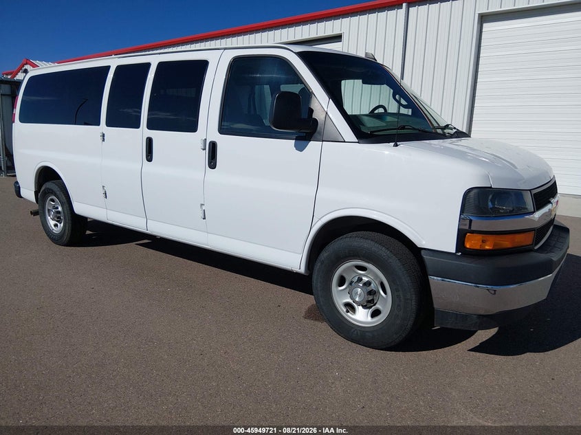 2018 Chevrolet Express 3500 VIN 1GAZGPFG8J1300406 — IAAI salvage auction photo