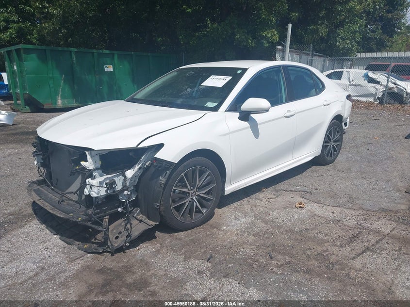 2024 Toyota Camry VIN 4T1G31AK4RU623912 IAAI salvage auction — FRONT END, Salvage Title, sold $11,400 on 2026-09-27 (photo 2)