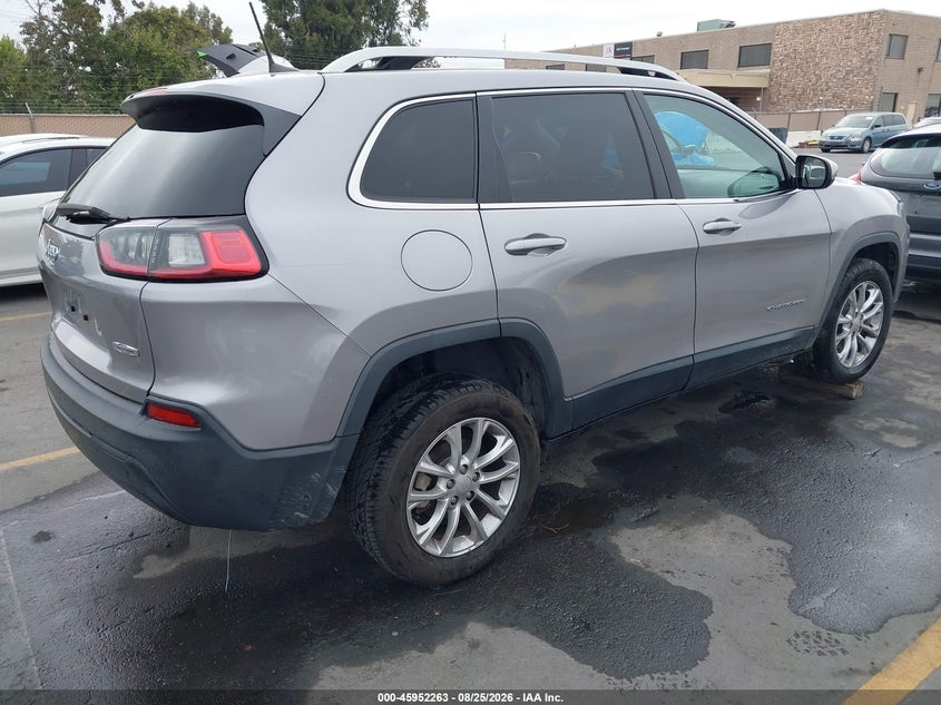 2019 Jeep Cherokee VIN 1C4PJLCB0KD220504 IAAI salvage auction — Left Side, Salvage, sold $2,750 on 2026-10-19 (photo 4)