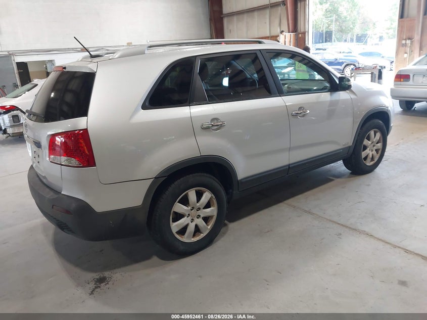 2011 Kia Sorento VIN 5XYKTCA14BG003473 IAAI salvage auction — NORMAL WEAR, Clear (New York), sold $1,050 on 2026-09-03 (photo 4)
