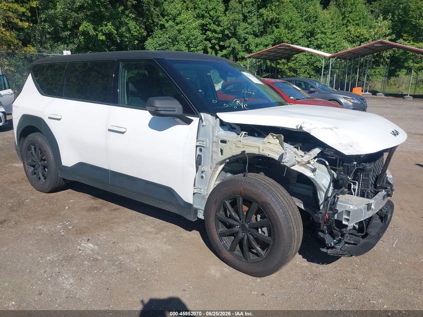 2024 Kia Ev9 VIN KNDAA5S2XR6042117 — IAAI salvage auction photo