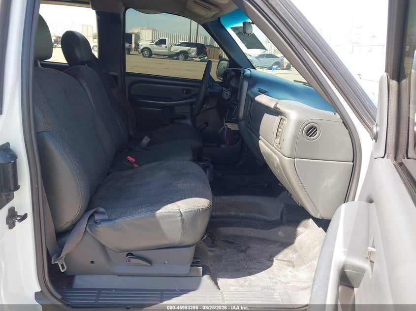 2002 Chevrolet Silverado VIN 2GCEC19X021384534 IAAI salvage auction — FRONT END, Salvage (California), sold $600 on 2026-08-30 (photo 5)