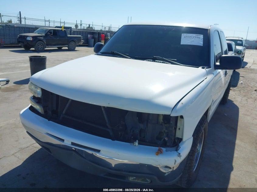 2002 Chevrolet Silverado VIN 2GCEC19X021384534 IAAI salvage auction — FRONT END, Salvage (California), sold $600 on 2026-08-30 (photo 6)