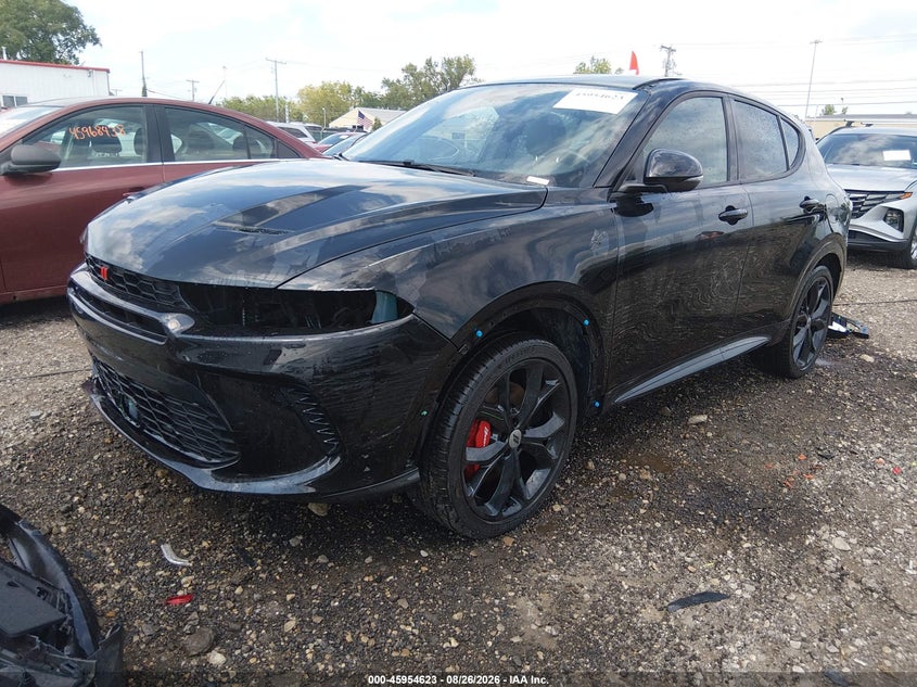 2024 Dodge Hornet VIN ZACPDFDW0R3A14712 IAAI salvage auction — LEFT SIDE, Wait Title, sold $10,500 on 2026-09-30 (photo 2)