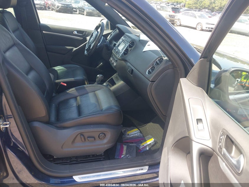 2014 Volkswagen Tiguan VIN WVGBV3AX0EW014472 IAAI salvage auction — FRONT END, Salvage (Pennsylvania), sold $1,400 on 2026-09-05 (photo 5)