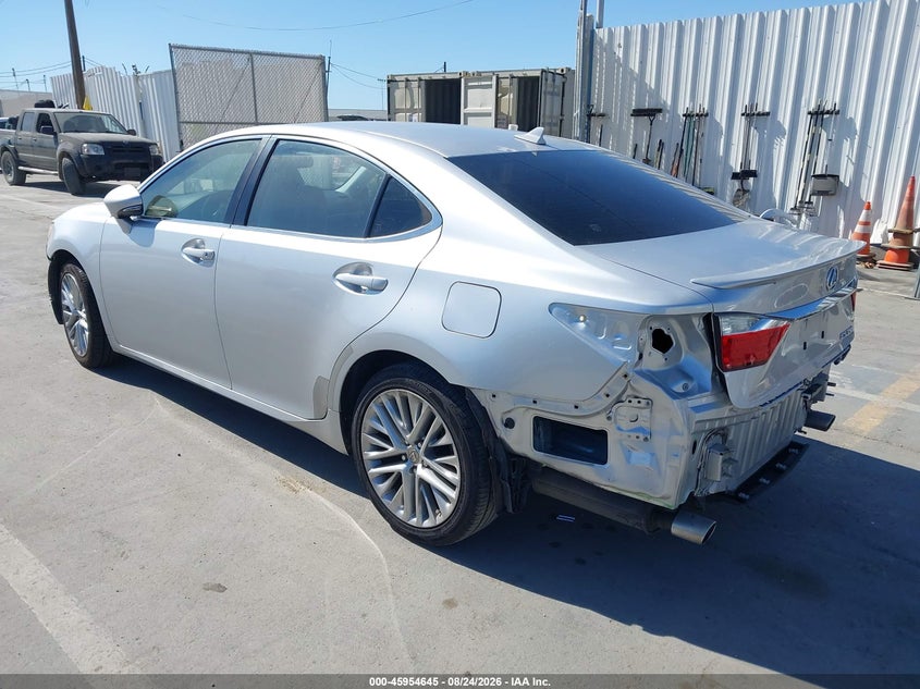 2014 Lexus VIN JTHBK1GG2E2139987 IAAI salvage auction — FRONT & REAR, Salvage Title, sold $4,000 on 2026-09-07 (photo 3)