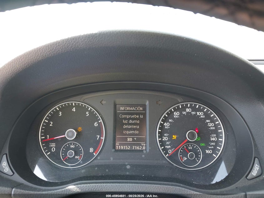 2013 Volkswagen Passat VIN 1VWBH7A33DC062285 IAAI salvage auction — FRONT END, Salvage Title, sold $1,300 on 2026-10-09 (photo 7)